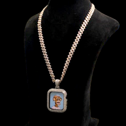CUBAN CHAIN WITH PENDANT