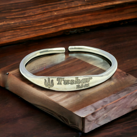 MEN'S SOLID NAME ENGRAVED KADA/CUFF