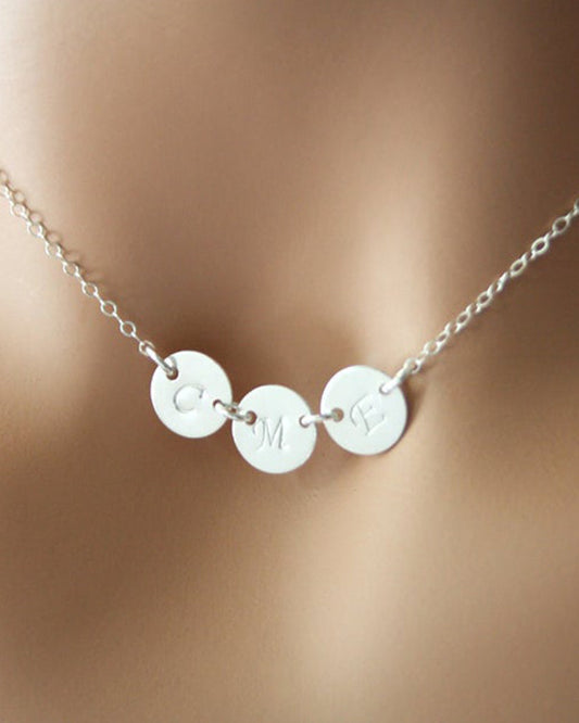 TRI ENGRAVED NAME NECKLACE FOR HER