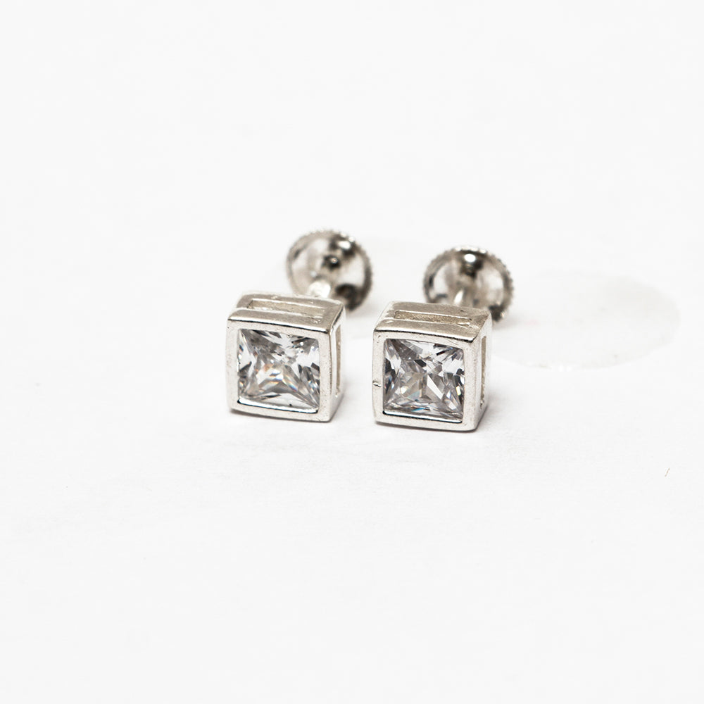 SOUTH SCREW WHITE CZ STONE STUD