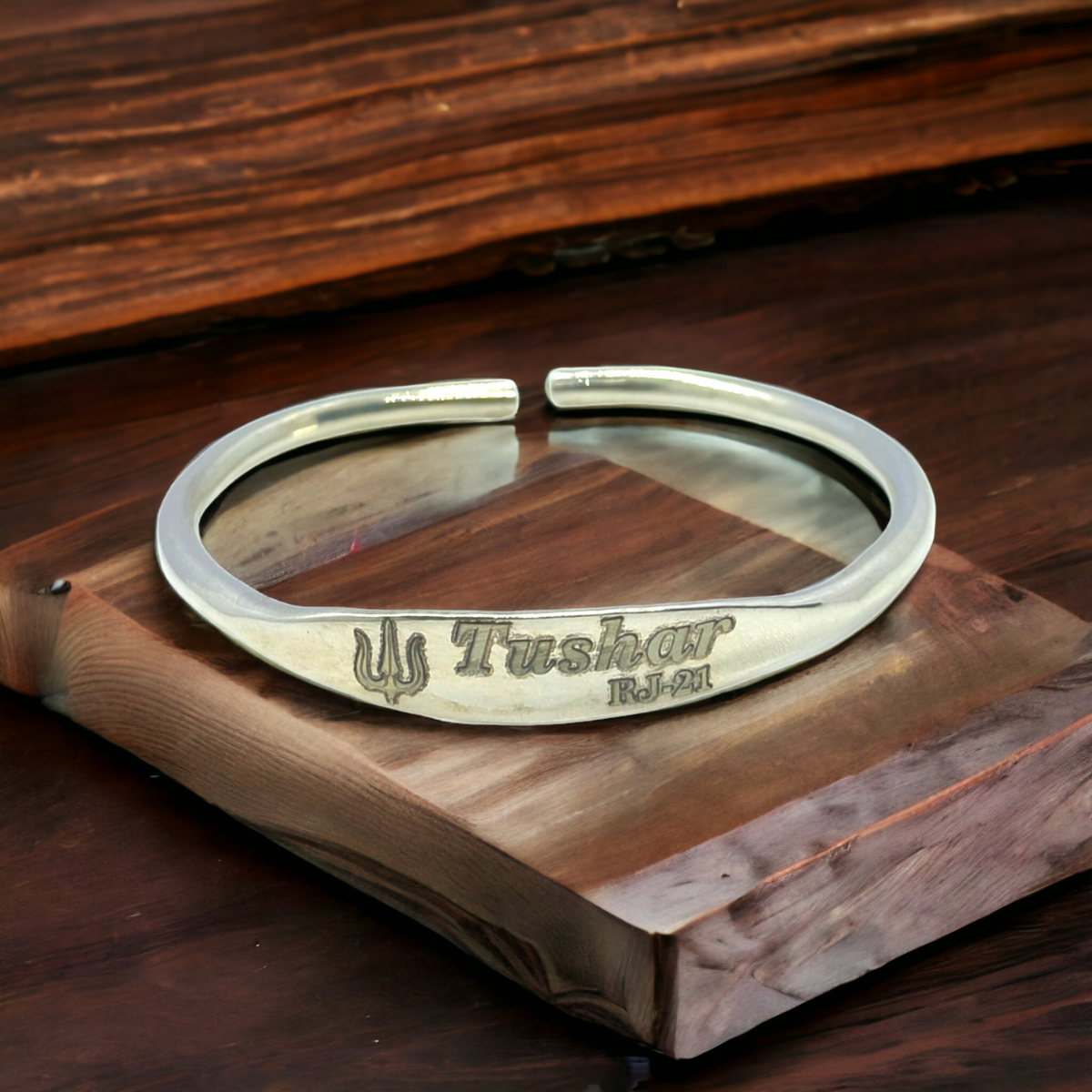 MEN'S SOLID NAME ENGRAVED KADA/CUFF