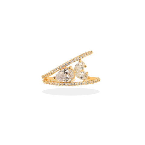 Modern Style 925 Silver Ring with a Sleek Band and a Dazzling Cluster of Stones in gold