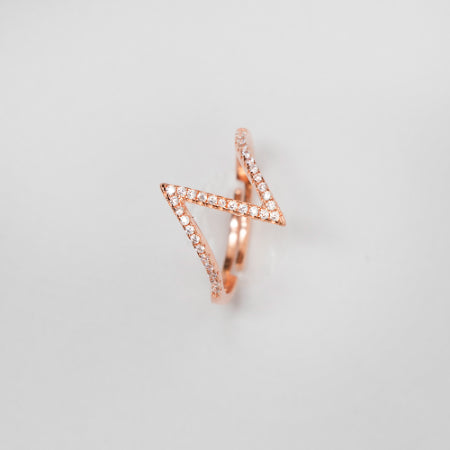 Elegant Zigzag Rose Gold Plated Silver925 Ring with Sparkling Stones