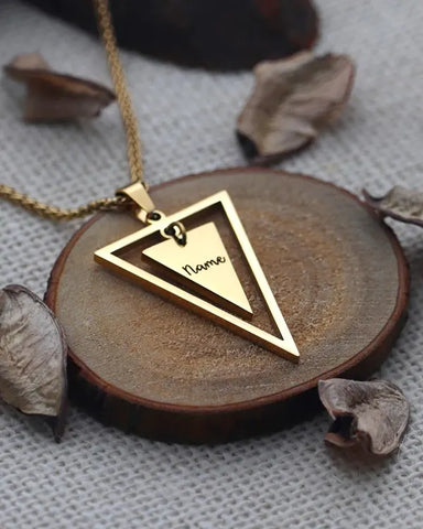 TRIANGLE NAME ENGRAVED CHAIN PENDANT